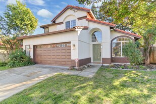 2559 Du Bois Dr in Roseville, CA - Building Photo