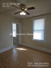 10-12 1/2 12 1/2 St in Roanoke, VA - Building Photo - Building Photo