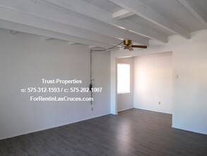 1816 S Solano Dr in Las Cruces, NM - Foto de edificio - Building Photo