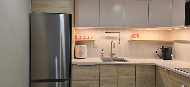 property at 466 Commonwealth Ave