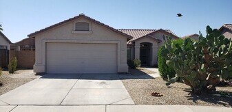 13223 W Desert Rock Dr in Surprise, AZ - Building Photo