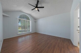 6828 Cedar Shadow Dr in Dallas, TX - Building Photo - Building Photo