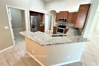 7018 43rd Ave E in Palmetto, FL - Foto de edificio - Building Photo