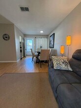 1832 Sunny Dr, Unit D32 in Bradenton, FL - Building Photo - Building Photo