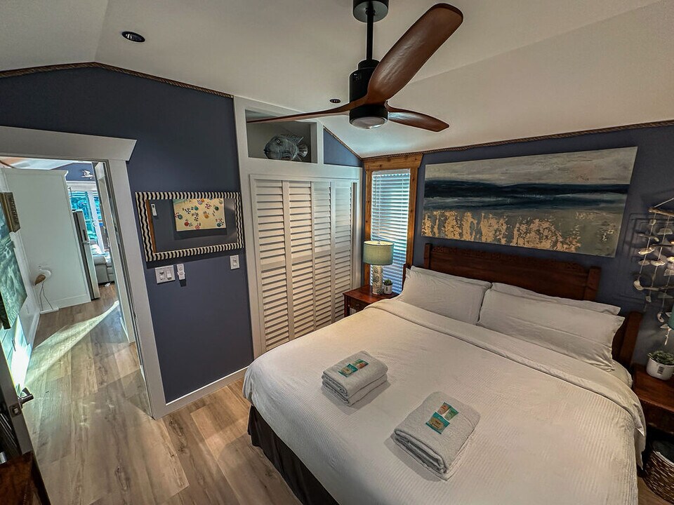 116 Pelican Ct in Tybee Island, GA - Foto de edificio