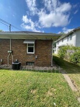 841 N Emerson Ave in Indianapolis, IN - Building Photo - Building Photo