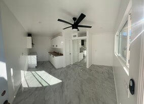 5149 Arlington Ave in Los Angeles, CA - Building Photo