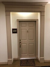 2400 McCue Rd in Houston, TX - Building Photo - Building Photo