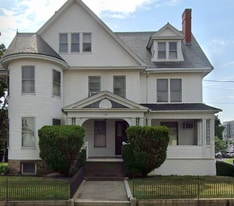 180 Jackson St in Lawrence, MA - Building Photo