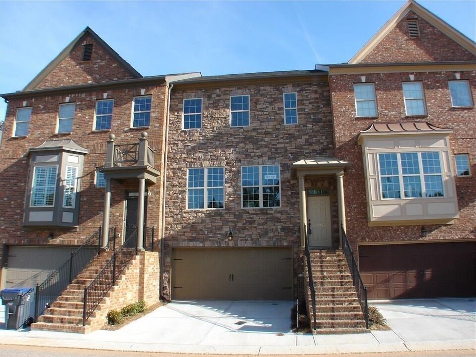 2522 Magnolia Ridge Dr in Marietta, GA - Foto de edificio