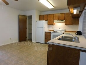 1102 E Carolina Ave in Fruita, CO - Building Photo - Building Photo