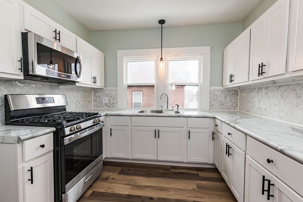 1030 Oak St in Syracuse, NY - Foto de edificio