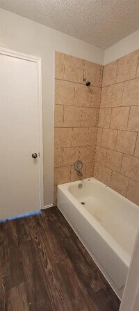 13823 Royal Oak St photo'