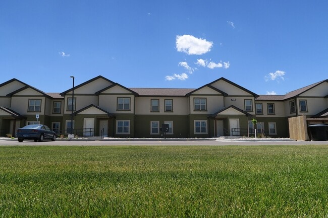Rock Creek Apartments in Wheatland, WY - Building Photo - Building Photo