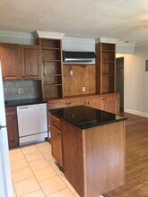 634 N Monroe St, Unit 2 in Arlington, VA - Building Photo - Building Photo