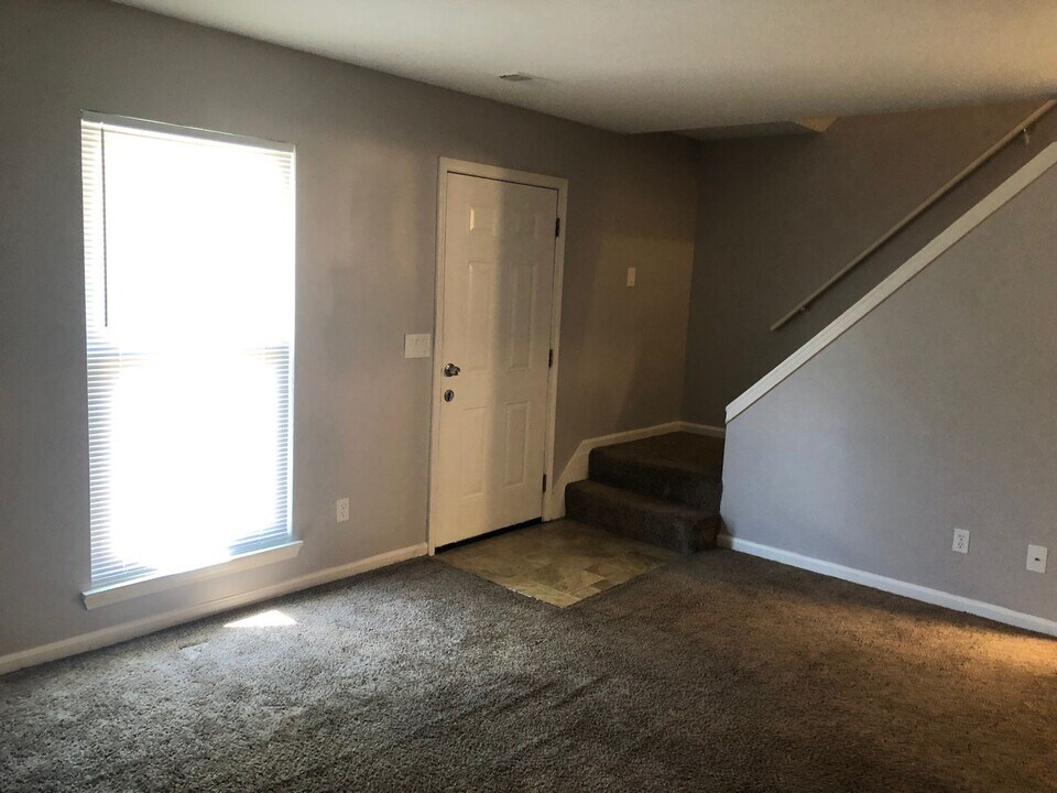 809 E Oak St in New Albany, IN - Building Photo