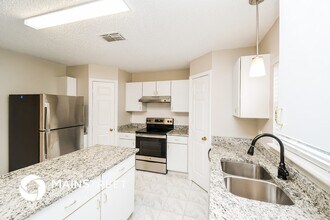 7306 Fox Grove Rd in Jacksonville, FL - Building Photo - Building Photo