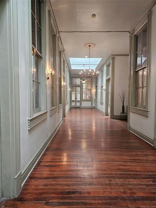 2116 1/2 The Strand in Galveston, TX - Building Photo