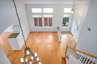 1807 Alta Vista Pl in Camarillo, CA - Building Photo - Building Photo