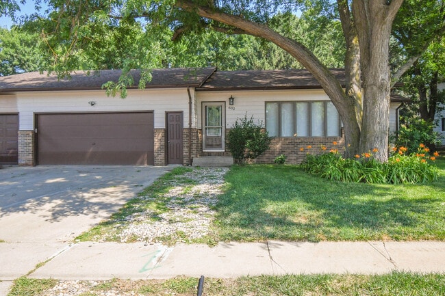 property at 602 E 57th St