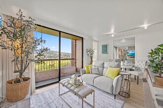 320 Lili?uokalani Ave, Unit N0507 in Honolulu, HI - Building Photo - Building Photo