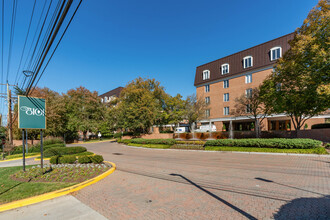 8101 Connecticut Ave in Chevy Chase, MD - Building Photo - Building Photo