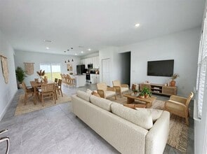 6142 SW 154th Place Rd in Ocala, FL - Building Photo - Building Photo