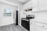 Redwood Courts Townhomes photo'