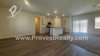 12363 Bear Rdg Wy in Victorville, CA - Building Photo - Building Photo