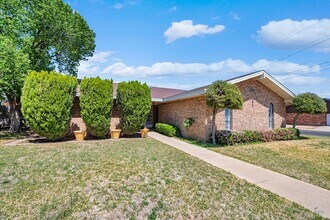 1800 W 23rd St in Odessa, TX - Building Photo - Building Photo