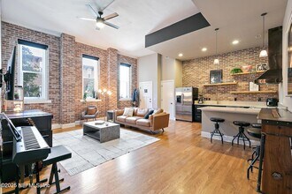 2525 College St in Jacksonville, FL - Building Photo - Building Photo