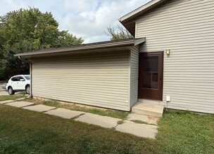 4424 14th Ave NW in Rochester, MN - Building Photo - Building Photo