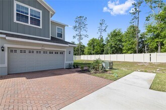34114 Rogallo Ln in Wesley Chapel, FL - Building Photo - Building Photo
