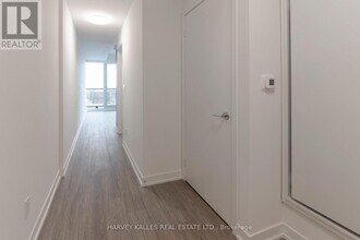 100 Eastdale Ave in Toronto, ON - Building Photo - Building Photo