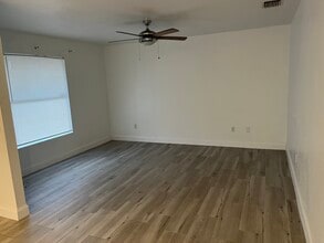 4712 Golfview Blvd in Lehigh Acres, FL - Building Photo - Building Photo