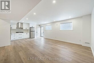 199 Symington Ave in Oshawa, ON - Building Photo - Building Photo