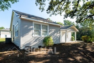 2408 2nd St NW in Center Point, AL - Building Photo - Building Photo
