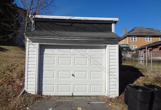 900 Ridge St in Easton, PA - Building Photo - Building Photo