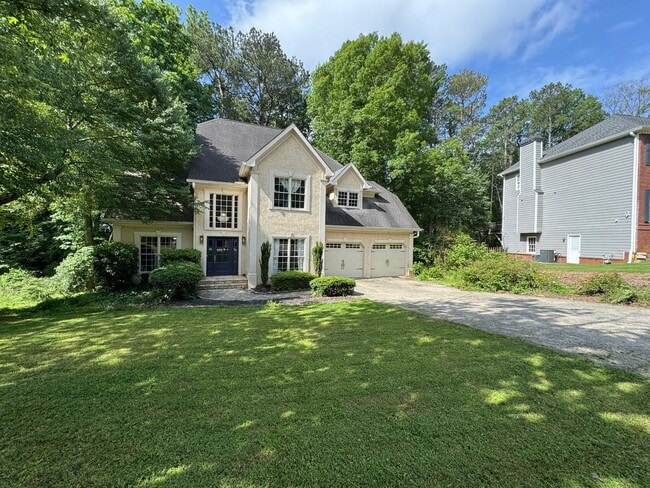 property at 2077 Wilshire Dr SW