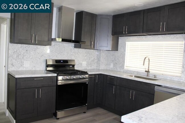 2680 Appian Way in Pinole, CA - Building Photo - Building Photo