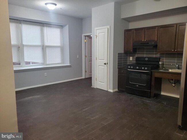 property at 5052-54 Walnut St
