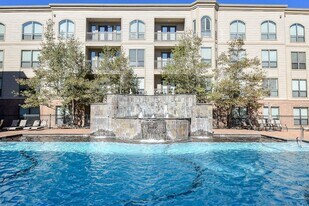 2299 Lone Star Dr, Unit 316 in Sugar Land, TX - Building Photo