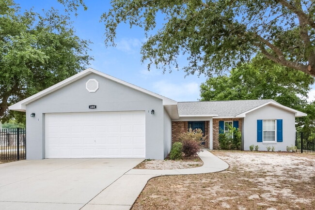 property at 400 Morningview Dr