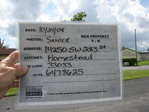 14250-14310 SW 283rd St in Homestead, FL - Building Photo - Building Photo