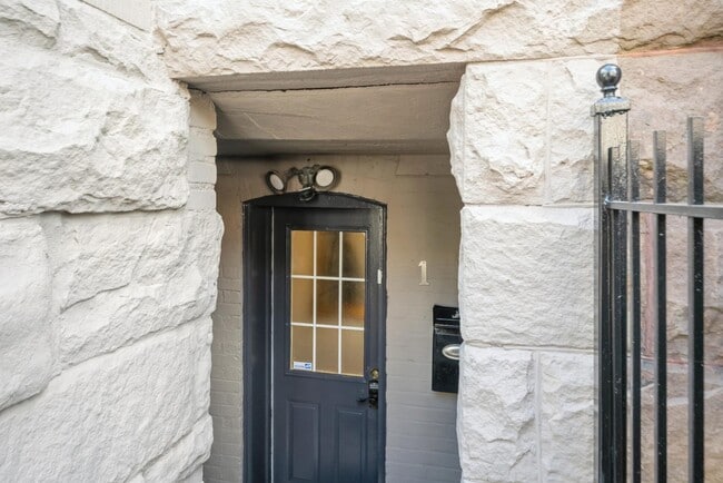 property at 2106 O St NW