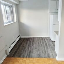 Elm Gardens in Burlington, ON - Building Photo - Building Photo