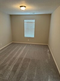 186 Cloverbrook Dr photo'
