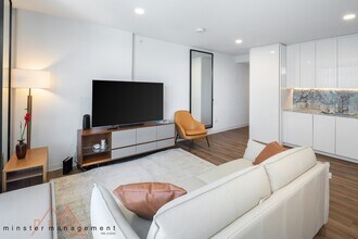 987 Queen St in Honolulu, HI - Building Photo - Building Photo