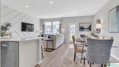 1253 Susan Cir in Breinigsville, PA - Building Photo - Building Photo