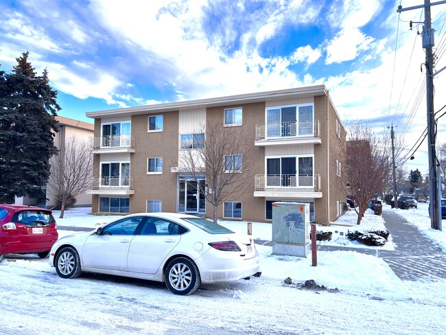 1404 1 St NW in Calgary, AB - Building Photo - Primary Photo